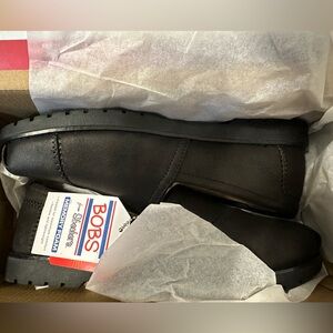 New with tags Bobs Chill slip ons with memory foam.